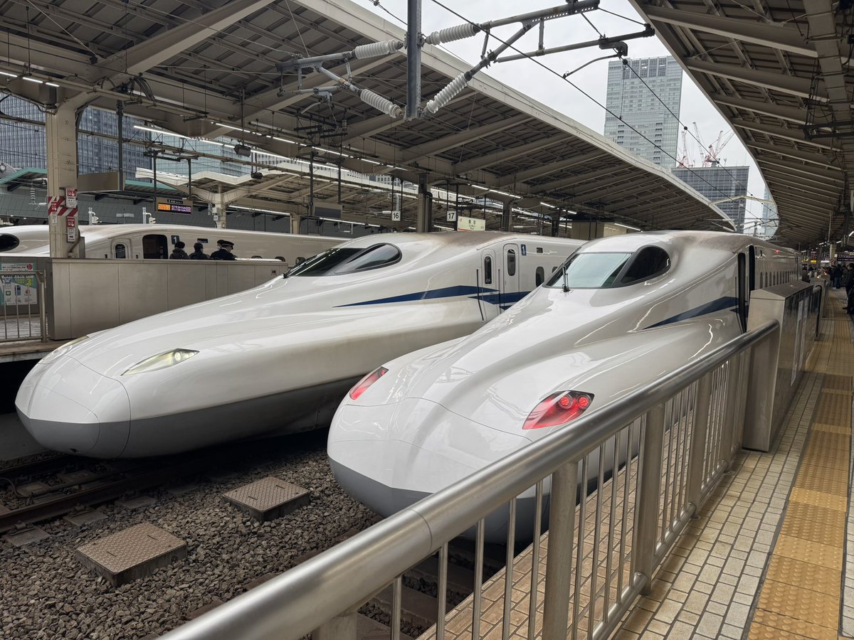 Mist622's tweet photo. お久しぶりの新幹線����
行ってきます〜
#出張 
#お仕事 https://t.co/Ao8NI65vrV