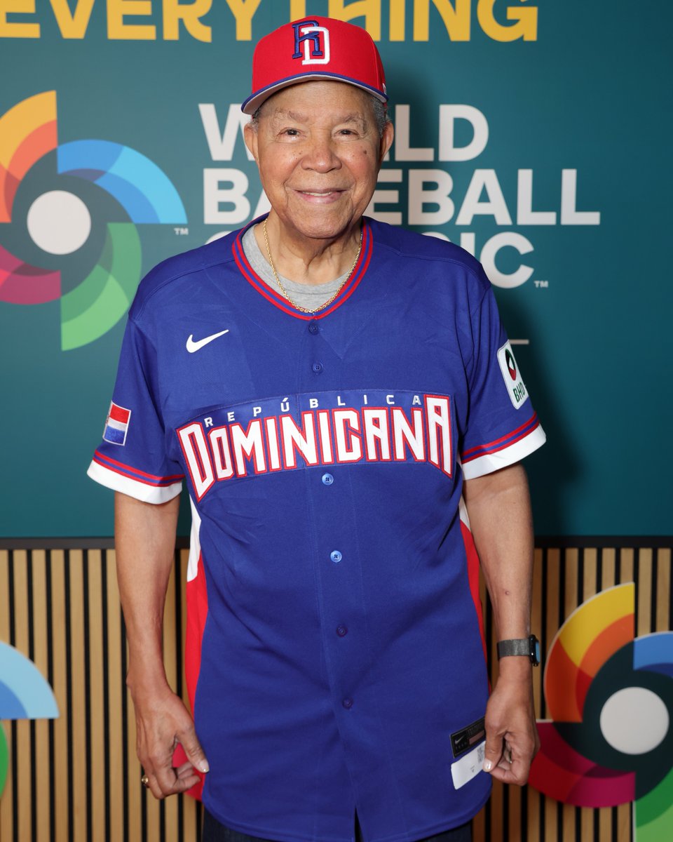 The Dominican Dandy 🇩🇴

88-year-old Juan Marichal, the first native of the Dominican Republic elected to the Hall of Fame, shows his colors ahead of the #WorldBaseballClassic semifinal in Miami.
