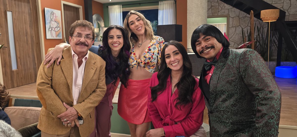 Tenemos una cita en punto de las 7:30 pm por <a href="/Canal_Estrellas/">Las Estrellas</a>  #MásValeSola