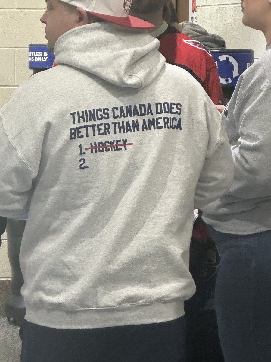 Legendary hoodie spotted at the Bears game