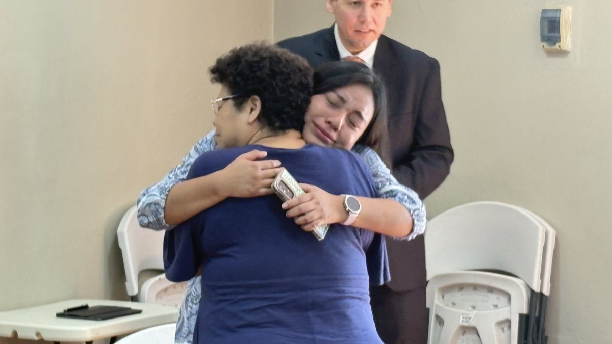 Luis_AlonsoS_TR's tweet image. Our Stake President set apart Sister Vela to serve a full-time mission in the Mexico Monterrey East mission; she’s a great kid, such a wonderful spirit, has waited for this moment her whole life. #SaintsOnX #FollowHim #LDSMission