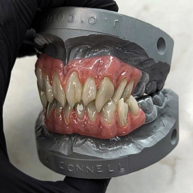 jack o’connell’s prosthetic teeth for remmick in sinners, 2025