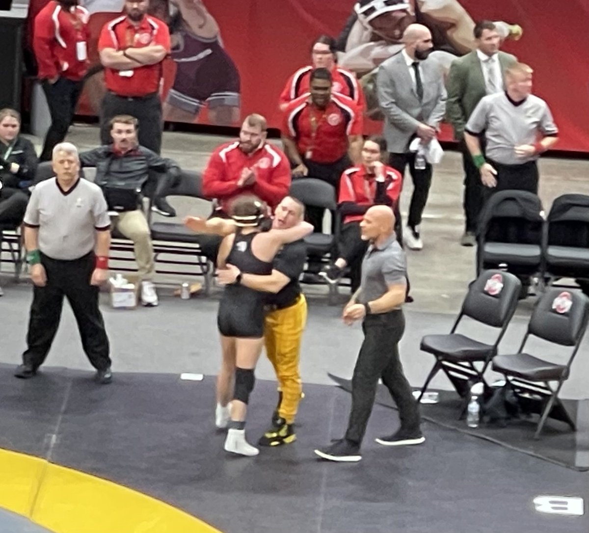 Perry Athletics tweet media