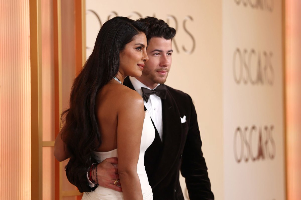 TKsevgilim's tweet photo. Our King &amp; Queen at the 98th Annual Academy Awards.
#PriyankaChopra #NickJonas https://t.co/jvXnnrHXxI