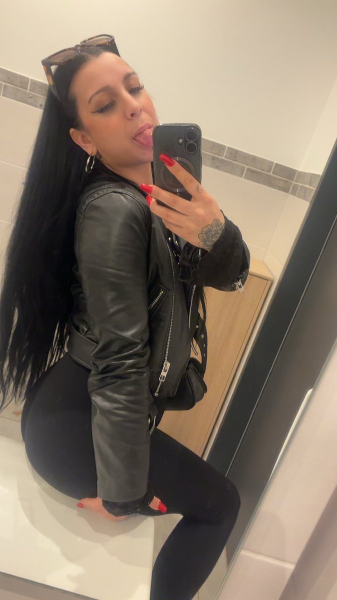 mary3sweet's tweet photo. https://t.co/8PvDNSGet6
Follow me 👅👅 https://t.co/mAZgncUlqt