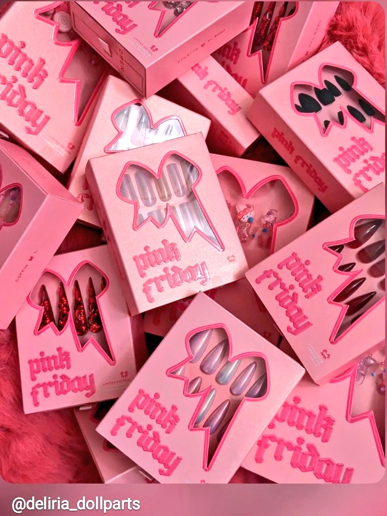 🦄ⅅeLⁱʳⁱ₳ ⅅᵒˡˡᵖᵃʳᵗˢ 🇺🇸🩰☂︎ tweet media