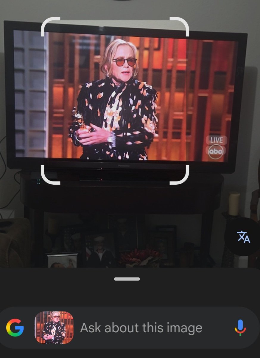 Webinerd's tweet photo. Google searched Amy Madigan at the Oscars and guess who came up? #Oscars https://t.co/XP87f08bnF