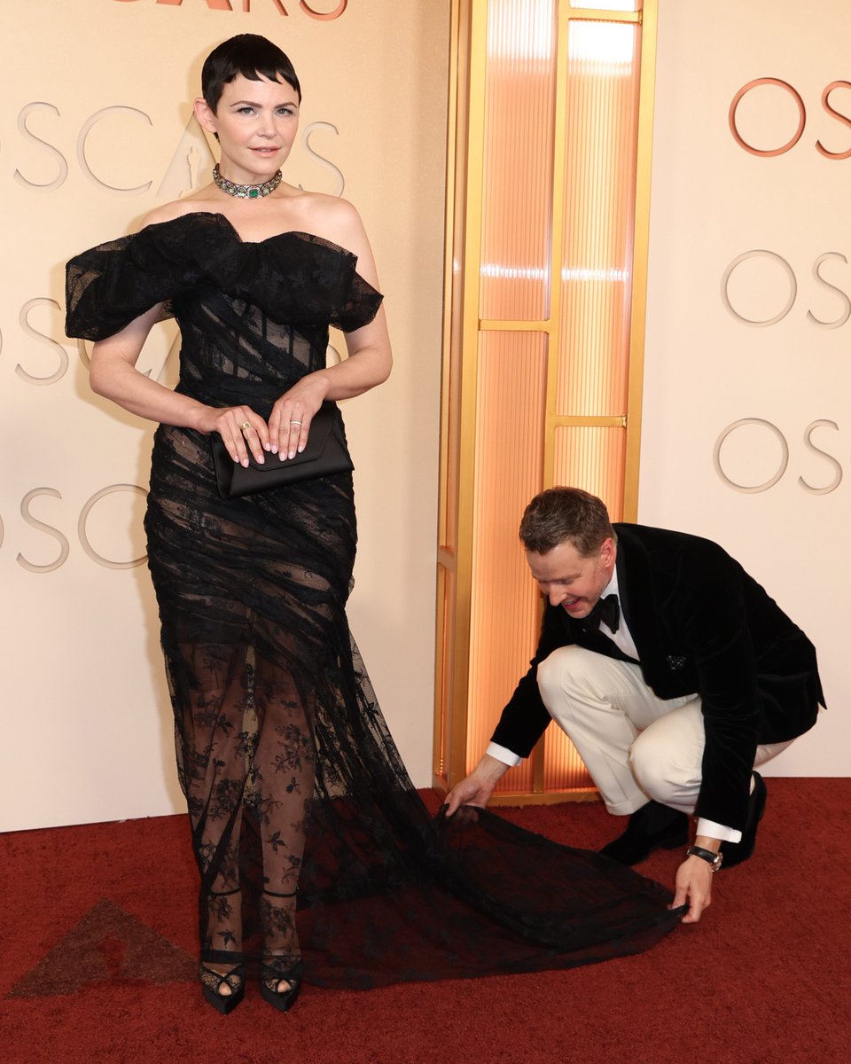 Once Upon A Time tweet media