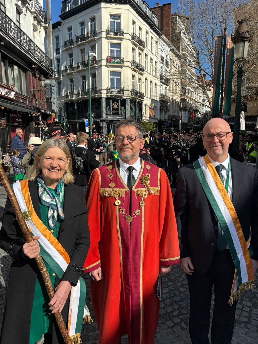 TheCrescentLmk's tweet photo. Limerick takes centre stage in Brussels for St. Patrick’s Day celebrations https://t.co/Kfy8lA6WrD https://t.co/qsgqsuPE9D
