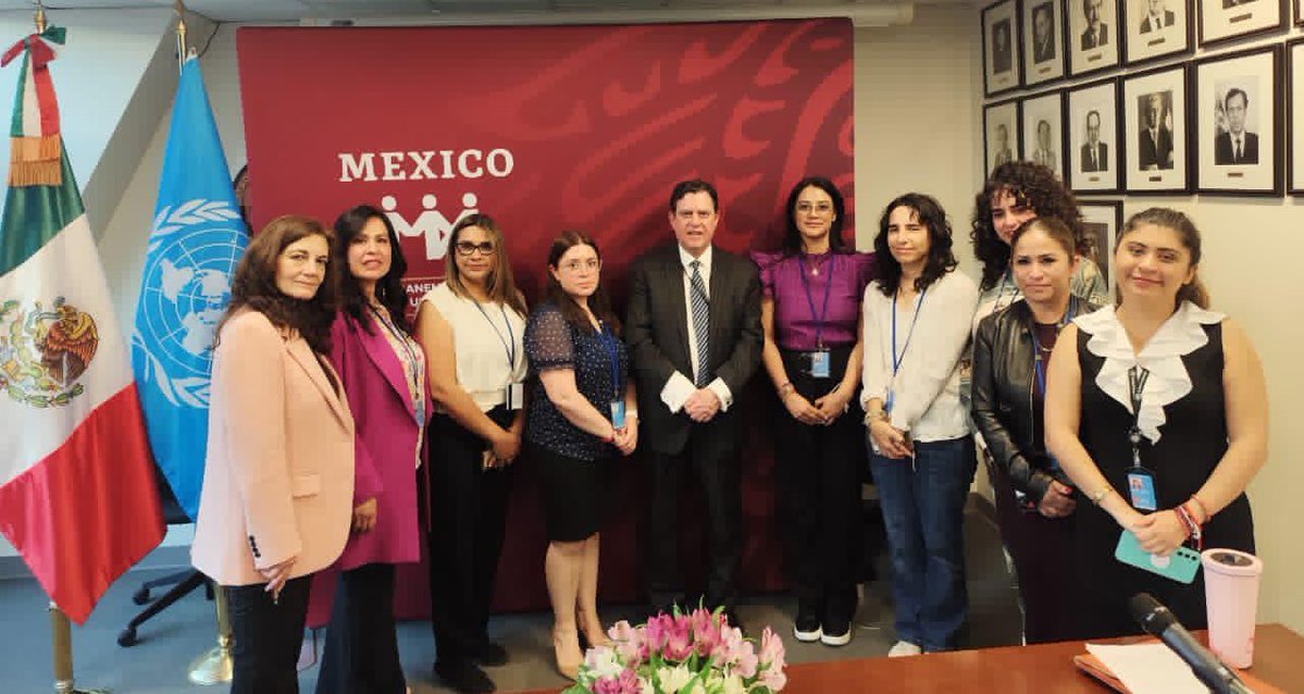 En el Marco del #8M2026 se llevó a cabo en las Naciones Unidas la Sesión 70 de la Condición Jurídica y Económica de la Mujer, CSW70, donde participó la Dra. Gloria Luz Alejandre, con las integrantes de la Delegación que encabezó la Federación Mexicana de Universitarias
#SoySorora