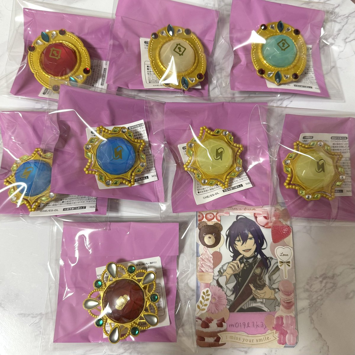 みみの tweet media