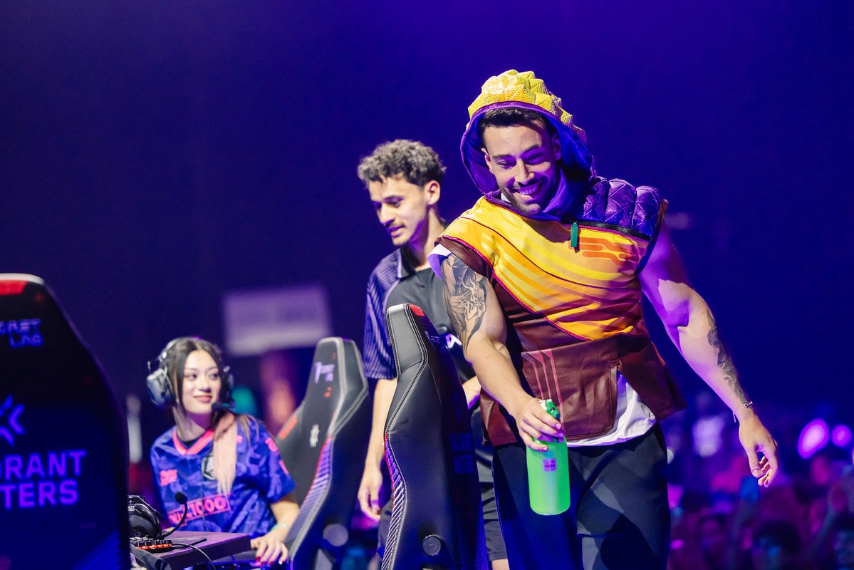 C9 TcK10 tweet media