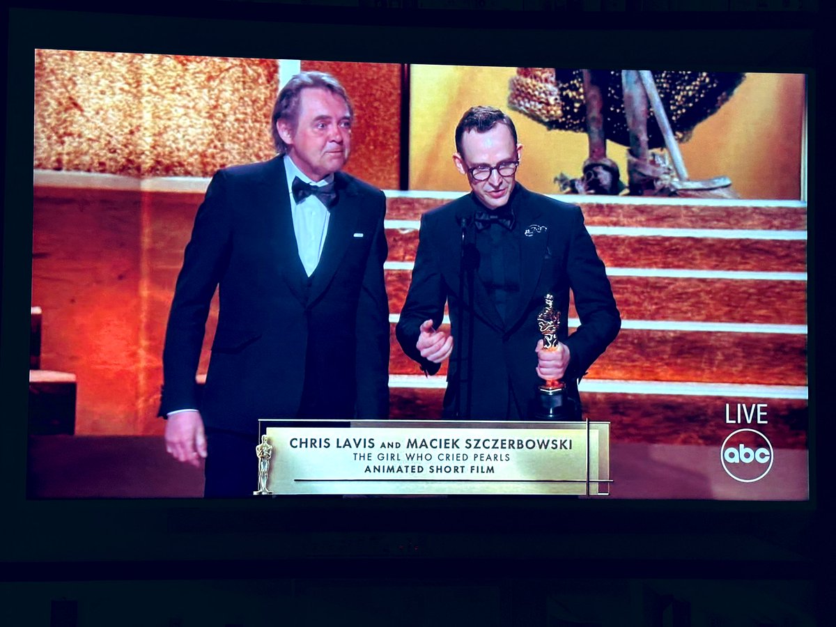 Gavin McInnes tweet media