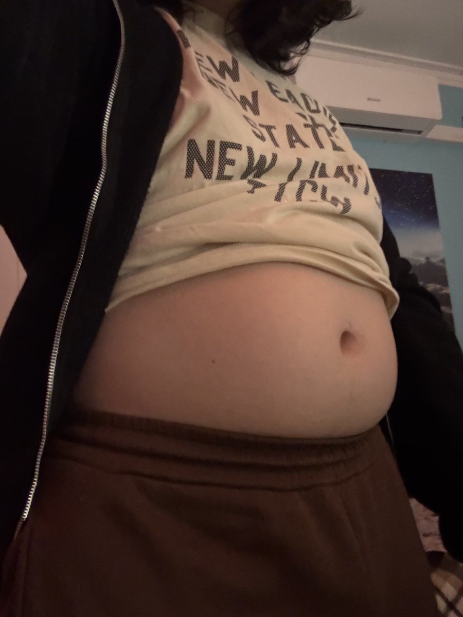 vicky ♡ (old acc) tweet media