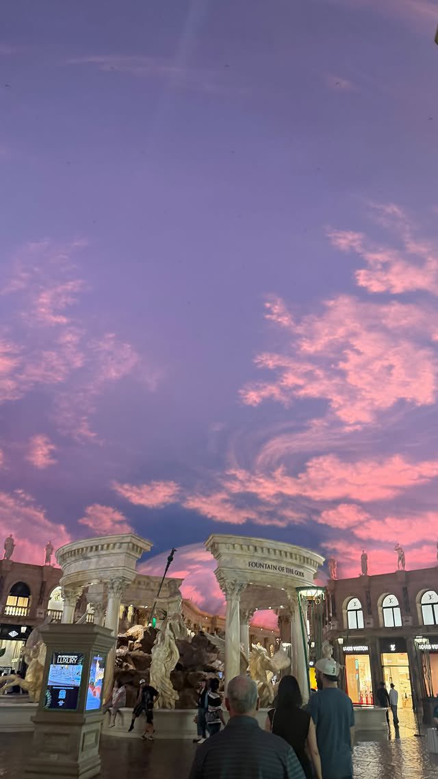 Spoiled & Dangerous.౨ৎ NOT @Tiffstrattonwwe. tweet media