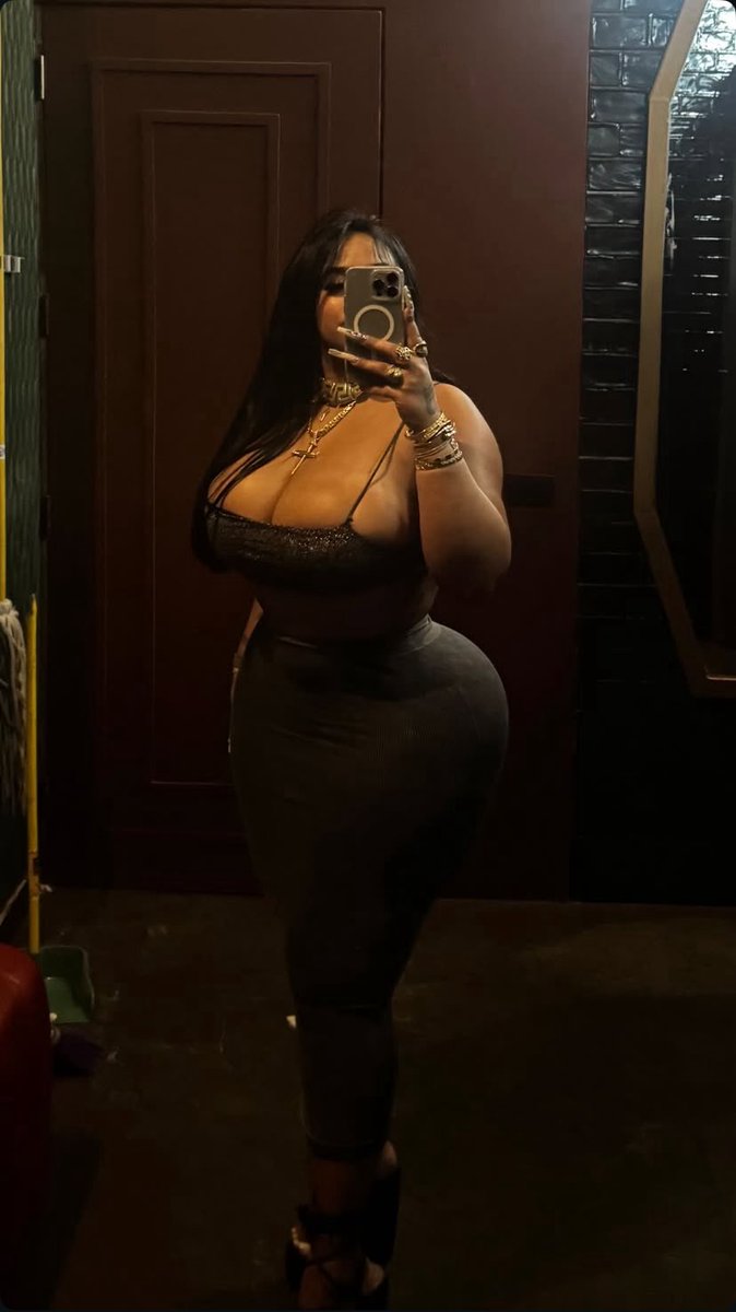 Jey_vi_gil2 tweet media