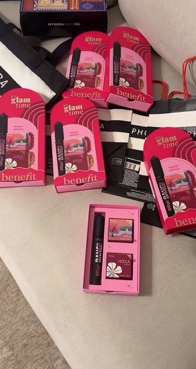 روان tweet media