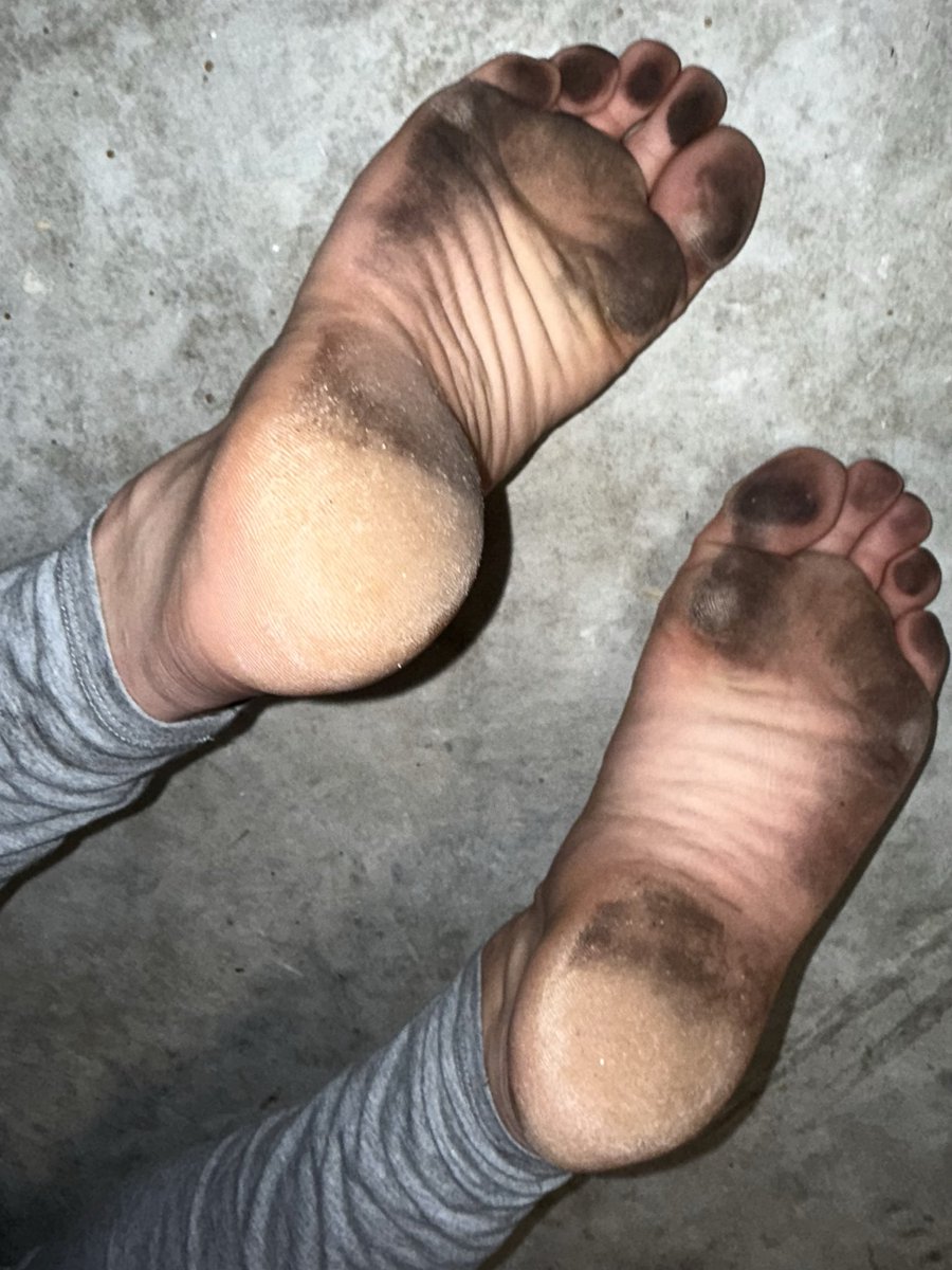 LEYNA Legit tweet media