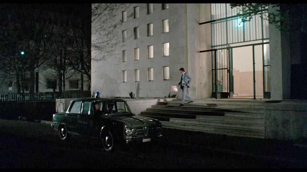 CelluloidDrms's tweet image. Our Limited Edition of THE BLACK BELLY OF THE TARANTULA will include tons of THEN/NOW images showing the locations, taken by Andrea Girolami. Here's an example…

celluloid-dreams.net/product/the-bl…

#giallo #filmlocations #filmpreservation #physicalmediaforever #CinemaLovers #film #movies