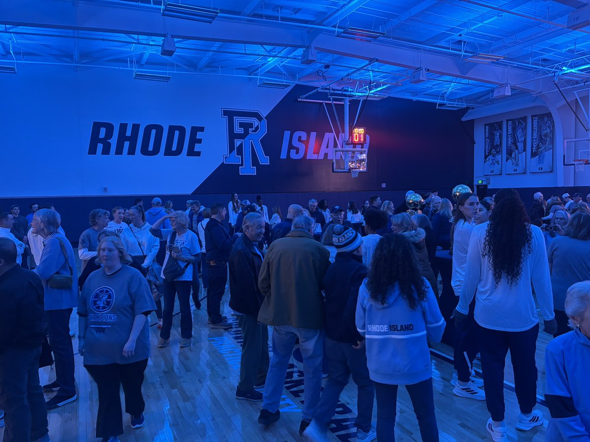 James_Bessette's tweet image. We’re LIVE at the @universityofri for the #NCAAMarchMadness Selection Show Party for @rhody_wbb!

We’ll find out soon who the Boss Ladies will play in the NCAA Tournament.

#URI #CampusLife #GoRhody