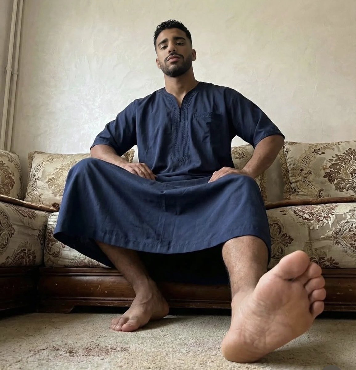 submission_is_beautiful tweet media