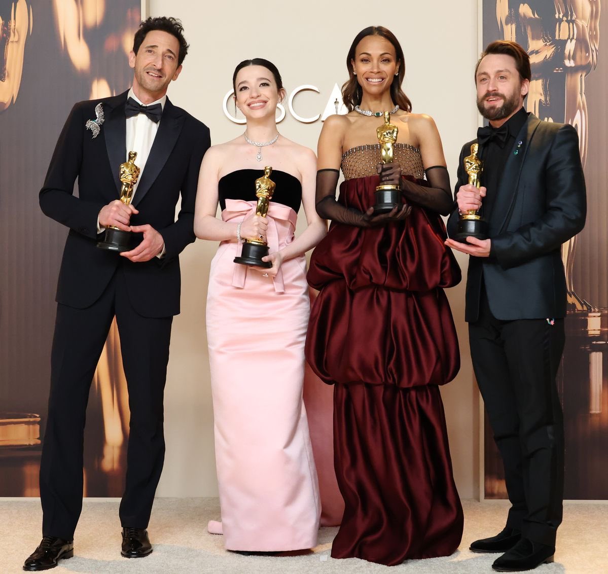 emma harwood tweet media