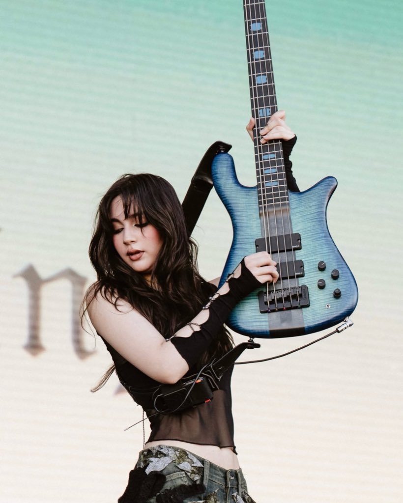 ALEJANDRA HAZME TUYAAAAAAAA 😩