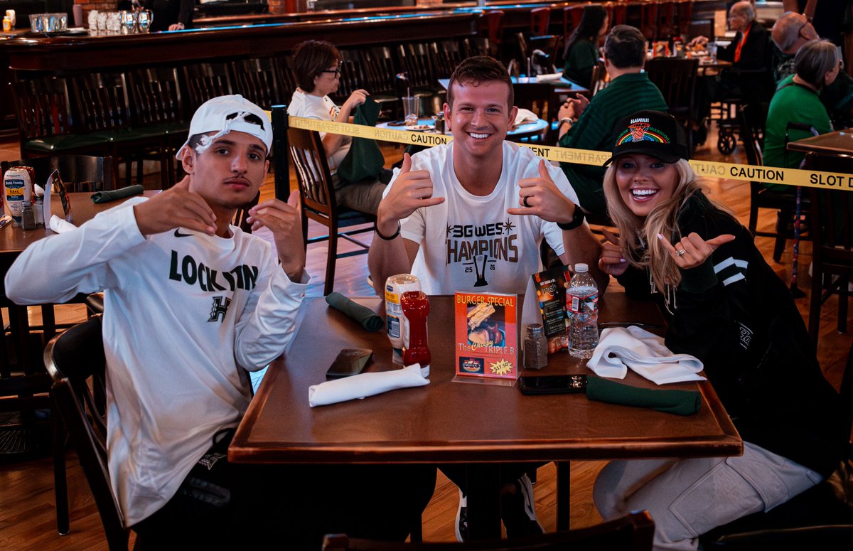 HAWAII BASKETBALL tweet media