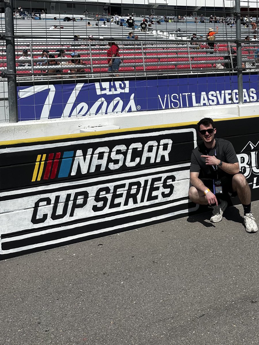 Tyler Walsh | twalsh ⚡️ tweet media