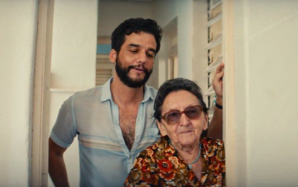 PAI! Hudson Williams  acaba de declarar apoio à Wagner Moura no #Oscar   2026.

— “Estou torcendo por ele e pelo filme O Agente Secreto, o baiano realmente tem o molho ele nasceu com a pimenta na cabeça da xibata .”🇧🇷❤️