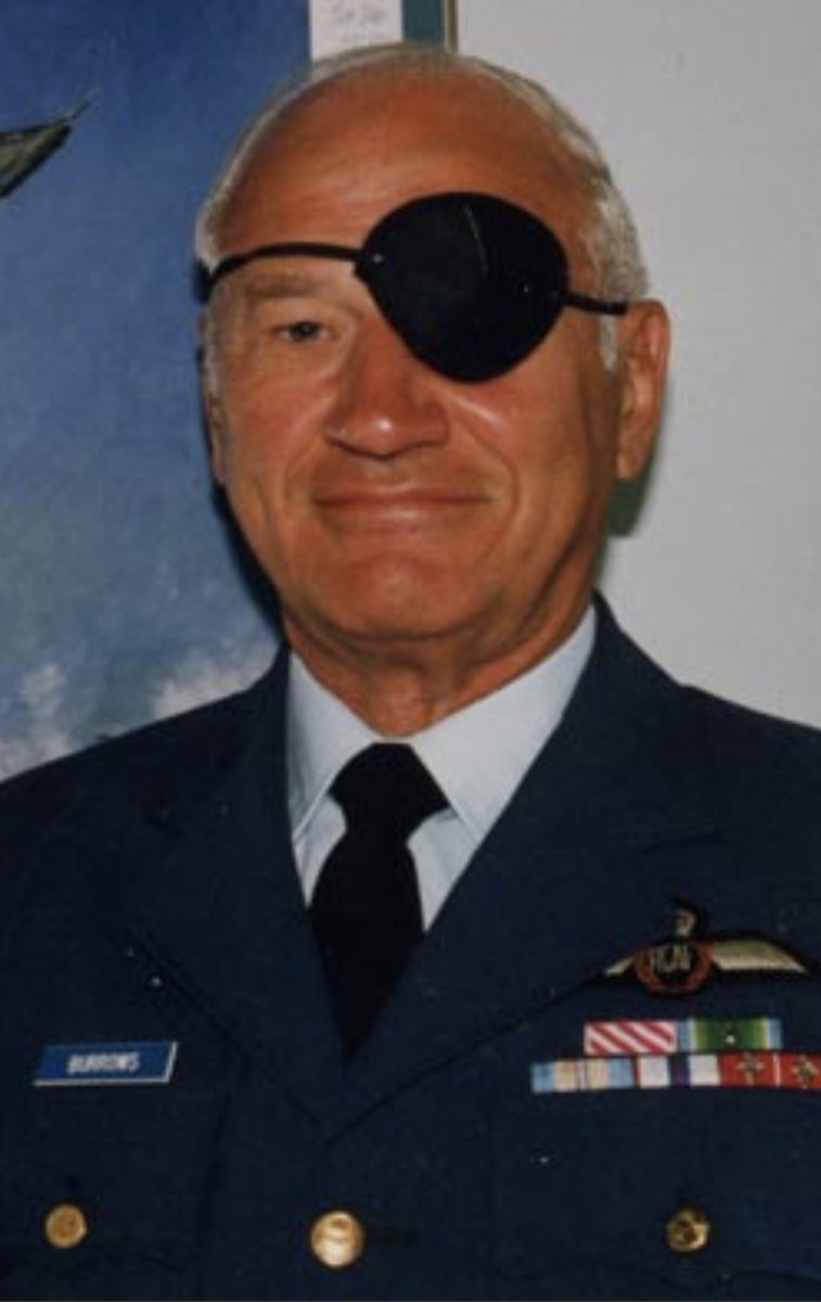 Chris Hadfield tweet media