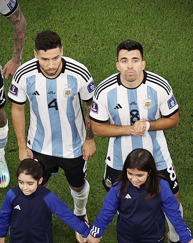 Emi Carp tweet media