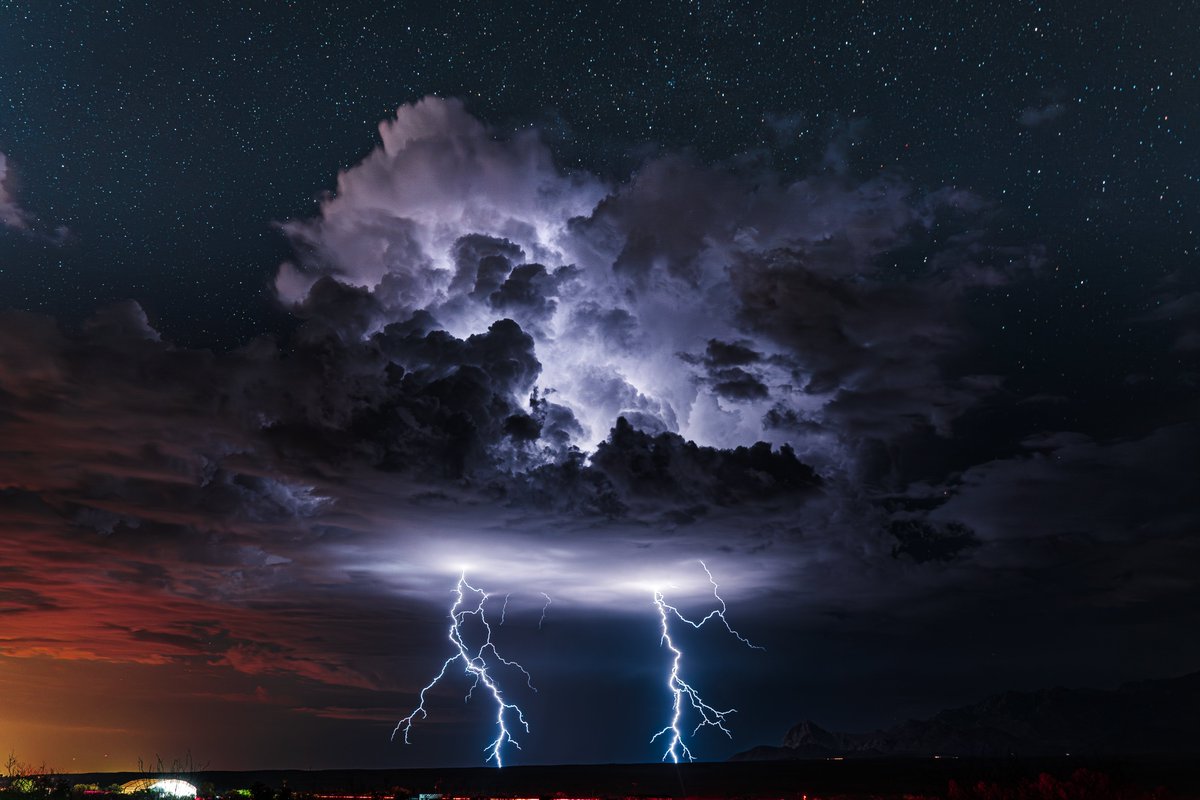 LoriGraceWX tweet media