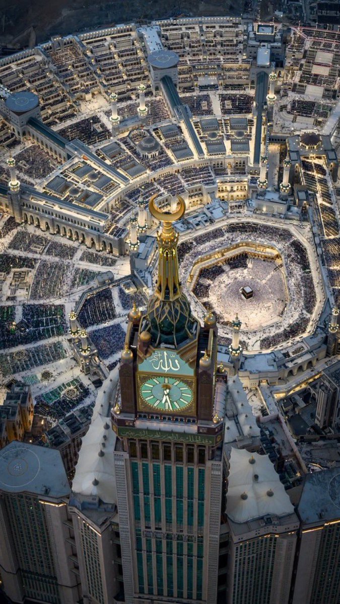 البلد الأمين، ودعوة إبراهيم عليه السلام.
﴿رَبِّ اجْعَلْ هَٰذَا الْبَلَدَ آمِنًا﴾