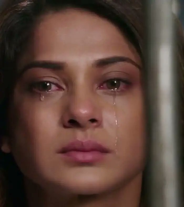 As-salamu alaykum 

कुछ पन्ने मोहब्बत के भी लिखे थे हमने, 
कोई रो रहा उसे पढ़ के, मुझे देखते हुए।

                                                    ✍️  Masruf 
#GoodMorningEveryone