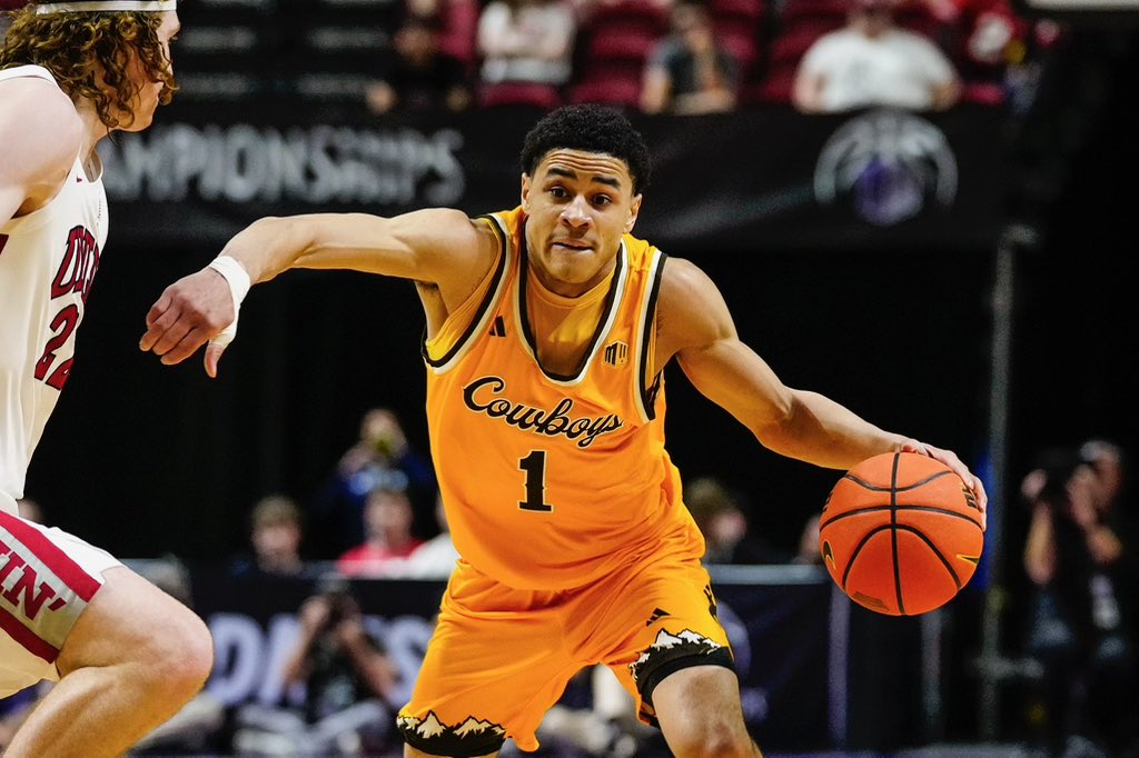 𝙎𝙪𝙣𝙙𝙖𝙣𝙘𝙚 “𝙎𝙐𝙉𝙉𝙔” 𝙒𝙞𝙘𝙠𝙨 tweet media