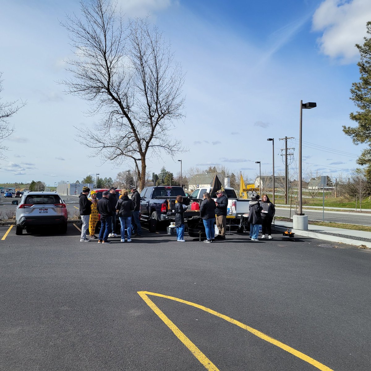 Andy Kaus tweet media