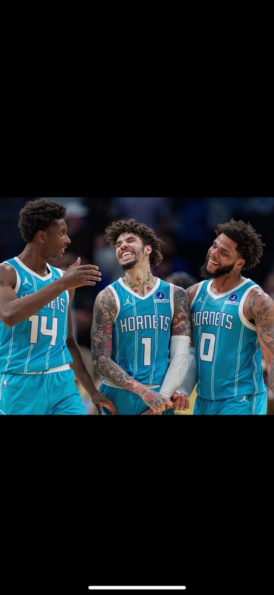 Onthehop08 tweet media