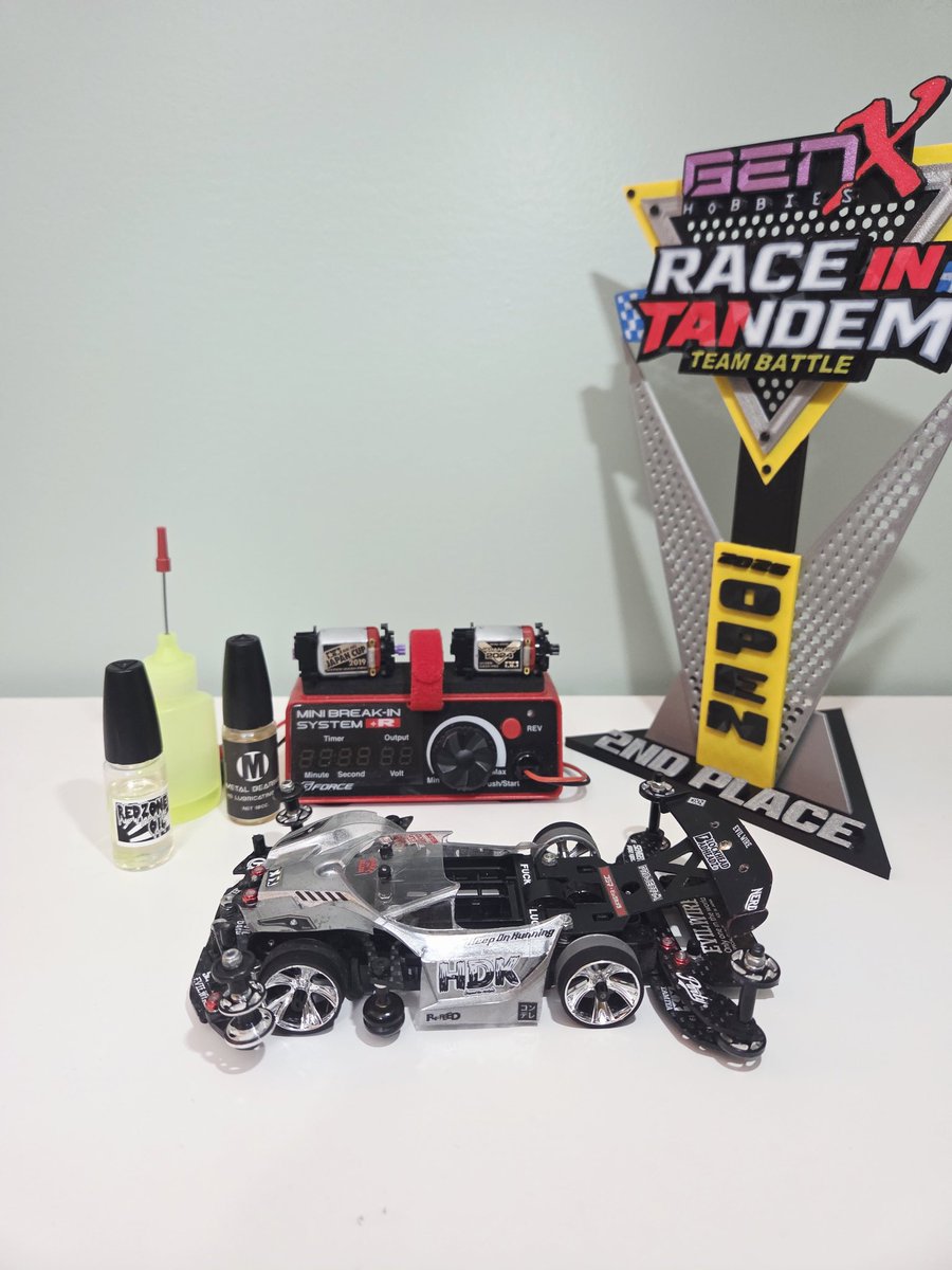 drew_bhadz's tweet photo. 1st team battle ✌️🥈

#ミニ四駆 
#tamiya 
#mini4wd
 #evilwire 
#mini4wdjapan https://t.co/wuhxXYPZBB