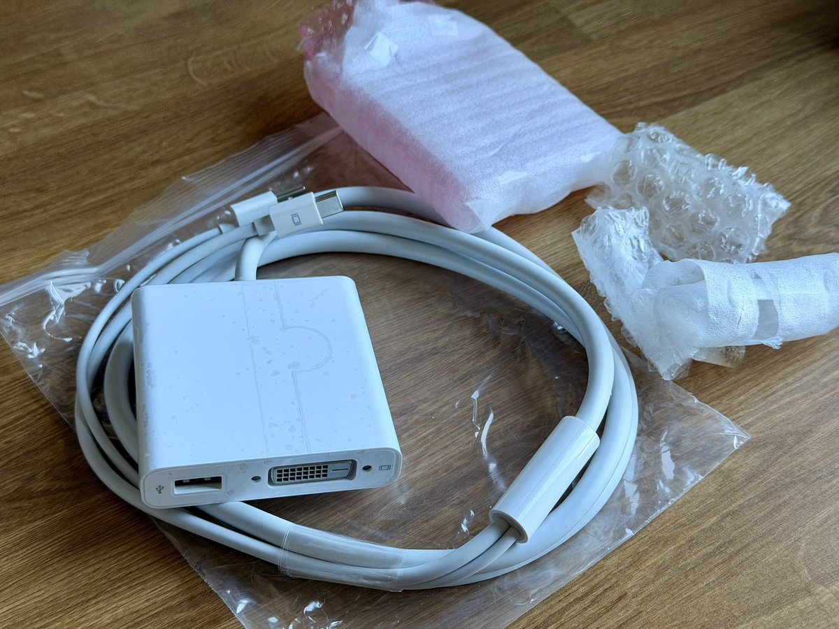 ⌘ Thibault tweet media