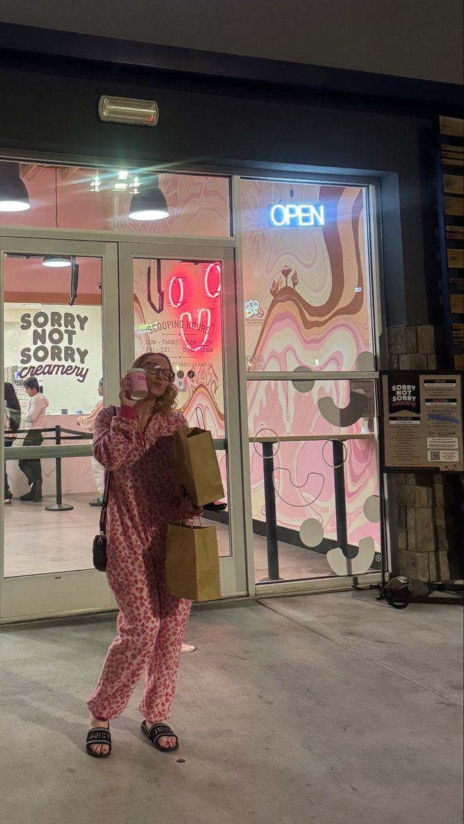 Crystal Clark tweet media