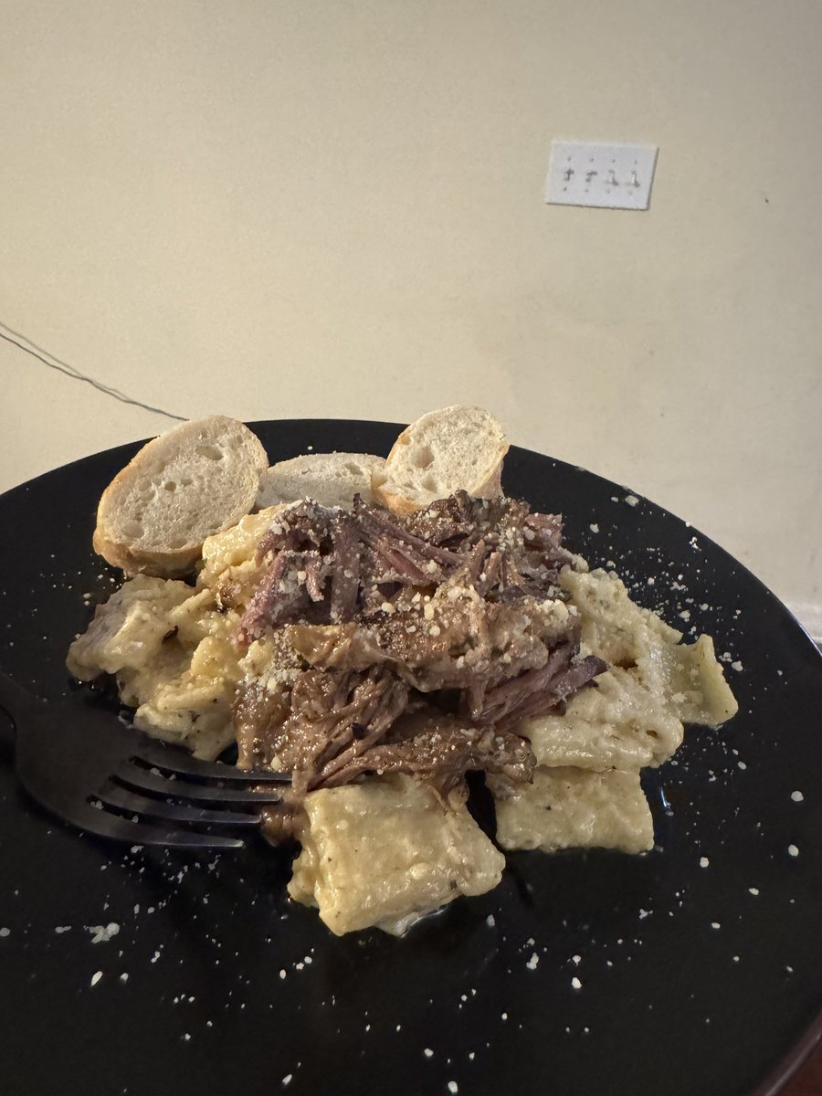 👑Haize aka Petty Roosevelt tweet media