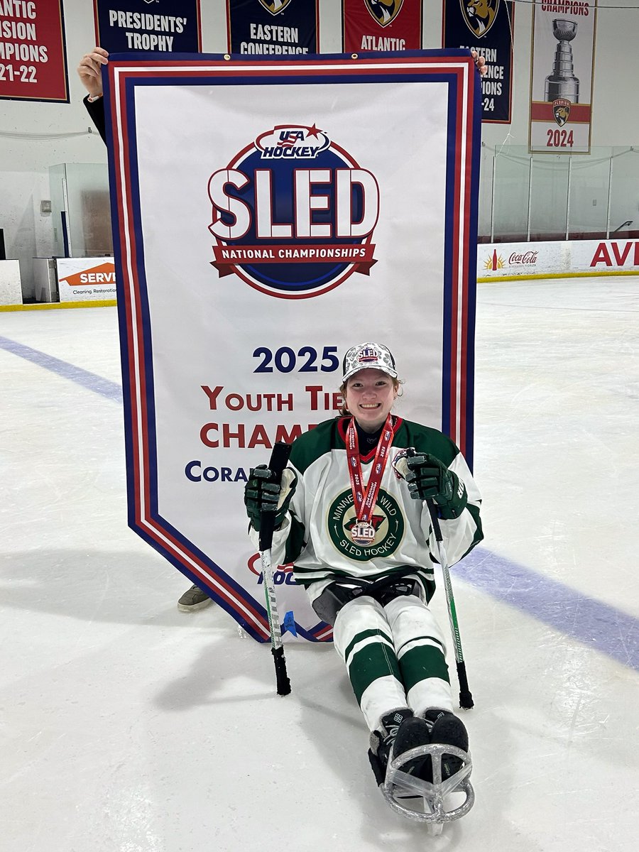 Minnesota Wild Gives Back tweet media