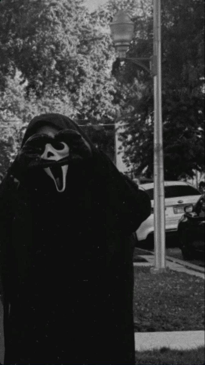 Artzchillect tweet media