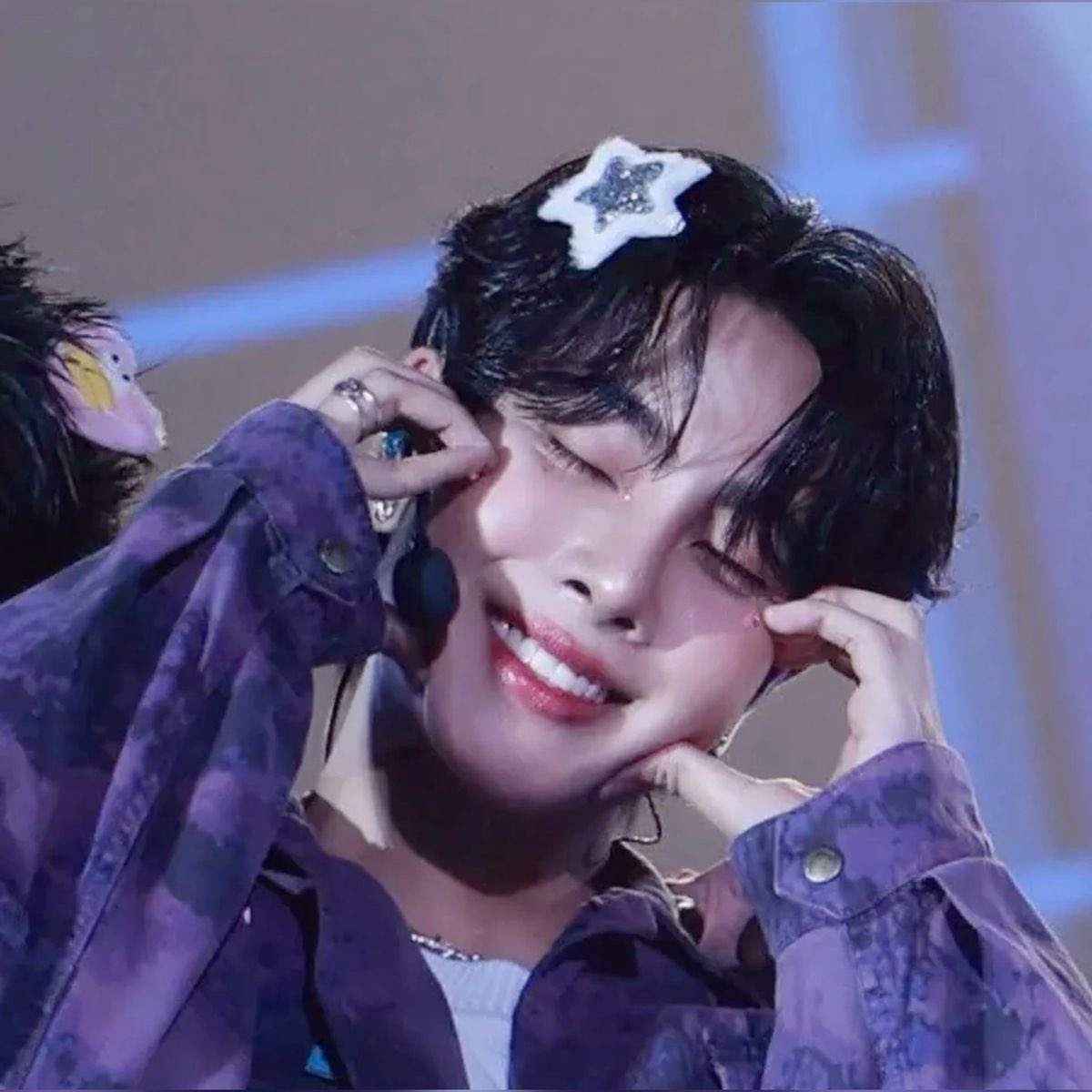 mixsahp's tweet photo. —• INTRO !! 
          micah - 18 - 📍 aut 
they/them   ;;    bi 
    fav shows;: msp, atots, nlmg, between us, p10l, we are, love you teacher, of:do, only friends s1
–– fav gmmtv pairings: perthsanta, earthmix, pondphuwin, aouboom

#moothunt #gmmtv #ppw #onlyfriendsdreamon https://t.co/WVSMFOKoh1