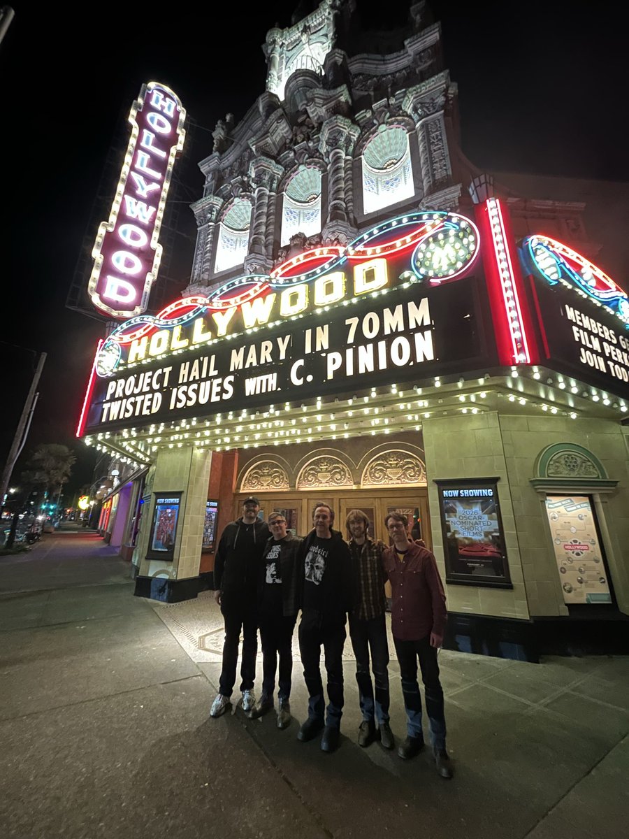 Split Tooth Media tweet media