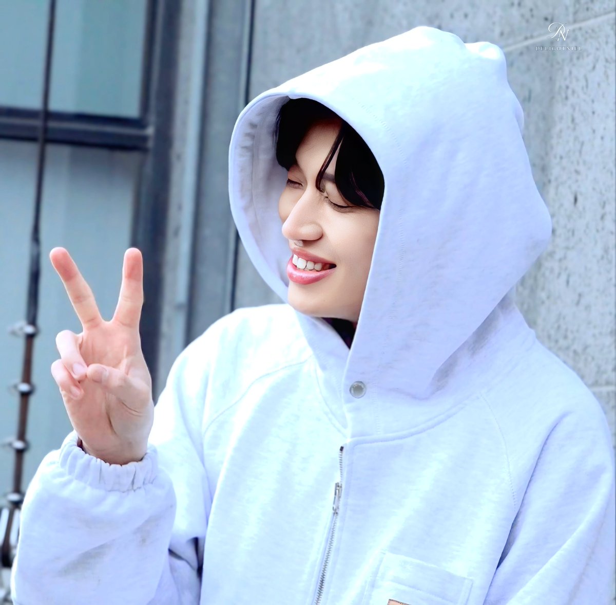 260315 은위 퇴근길

아가같은 사랑스러운 미소☺

#니엘 #NIEL