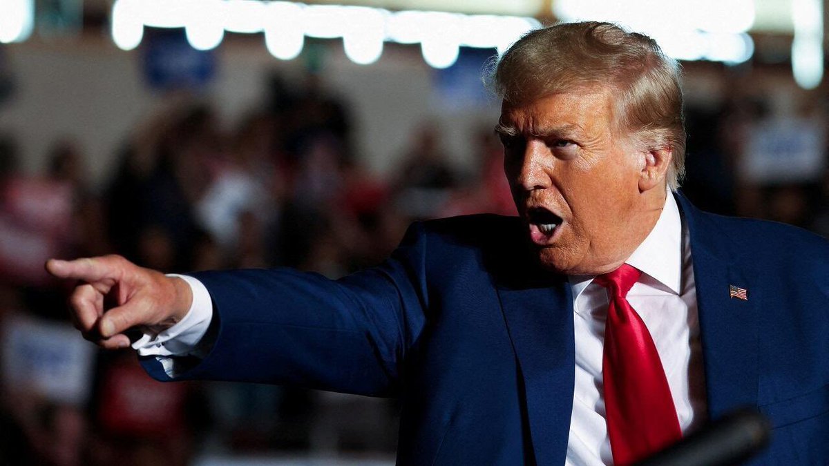 ترمب يدعو لمحاكمة وسائل الإعلام بتهمة الخيانة العظمى