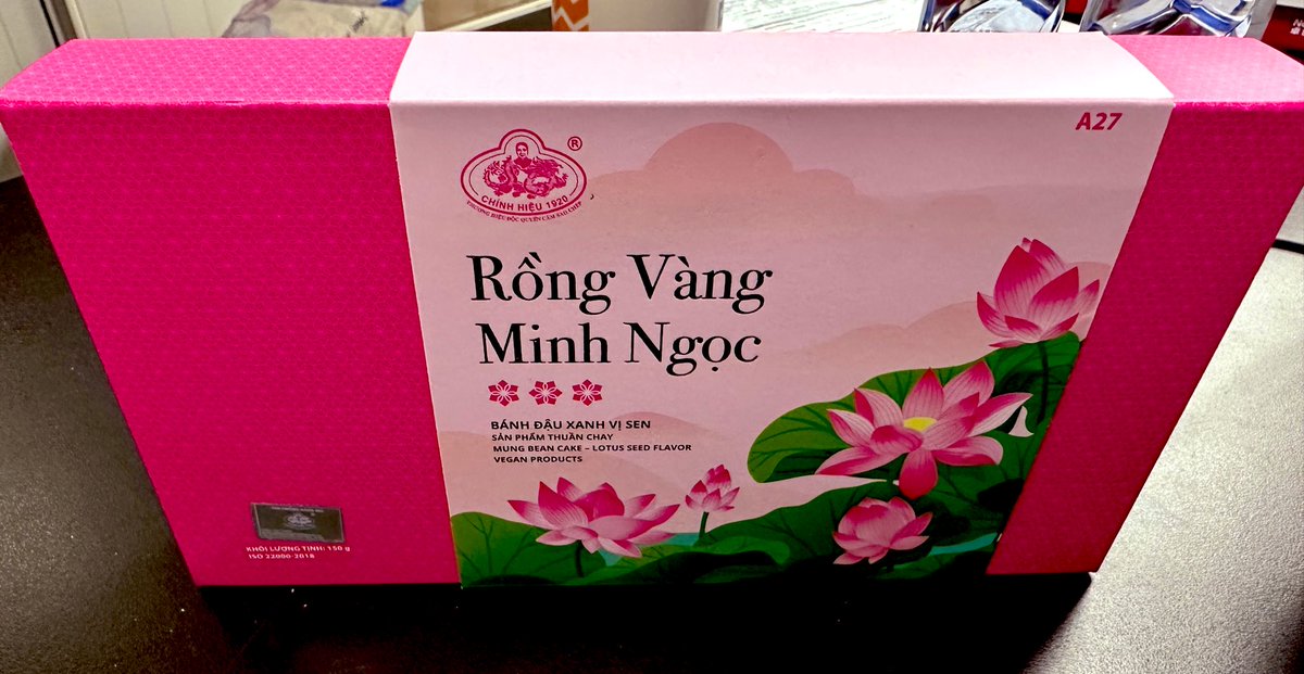 serdar_alper's tweet photo. Friends around the world are priceless. 
Today I received a sweet gift from Vietnam: Bánh đậu xanh (mung bean cake).
The package reads: “Speciality Mung Bean Cake – Lotus Seed Flavor.” #vietnam #vietnamese #friends https://t.co/Ys3zNDSlAq