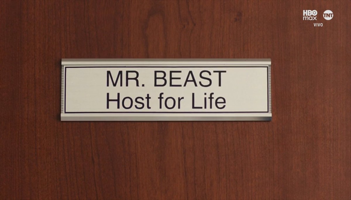 The Top Comics tweet media